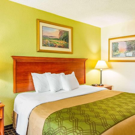 Rodeway Inn Central Richmond Ngoại thất bức ảnh