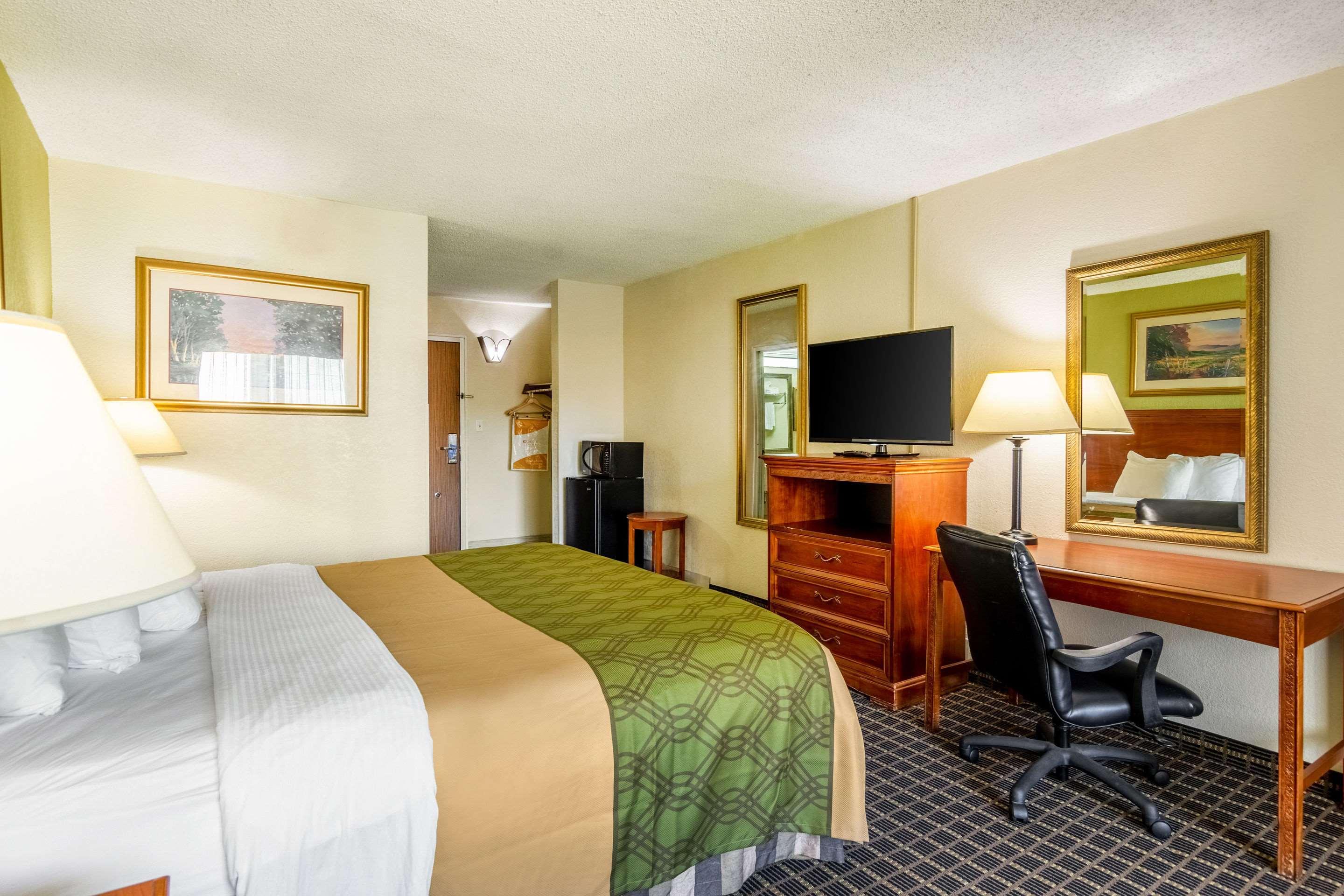 Rodeway Inn Central Richmond Ngoại thất bức ảnh